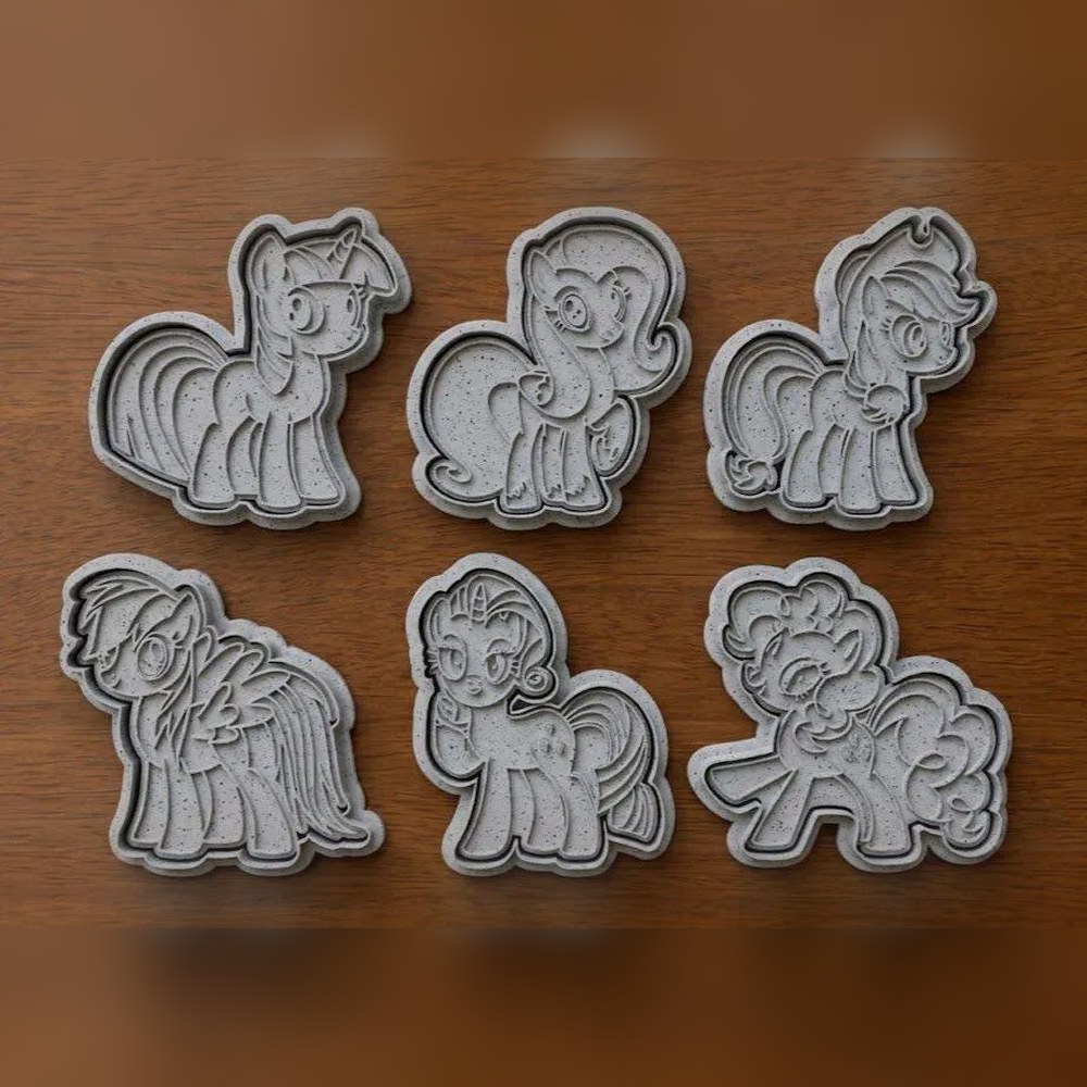 Baking With Kids - My Little Pony Cookie Cutter Set - 6 Cutters - My Little Pony - Stamp and Bake