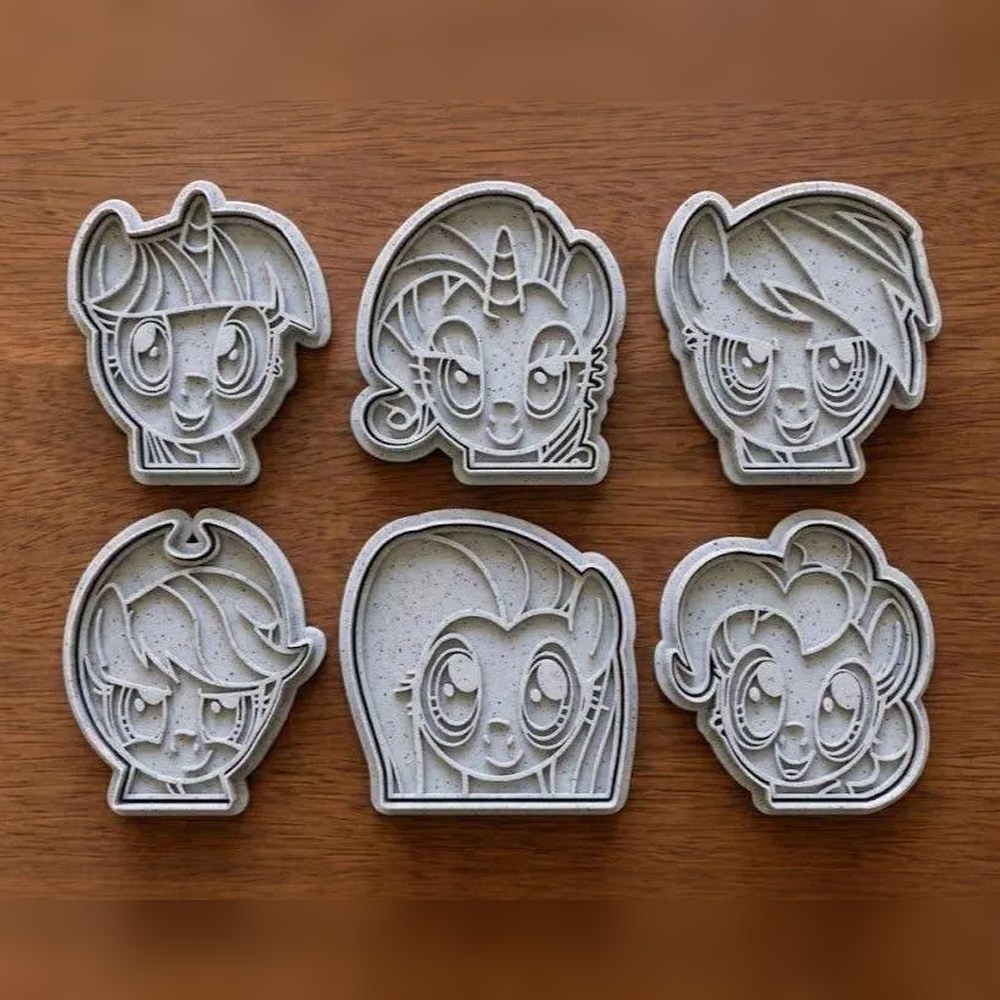 Baking With Kids - My Little Pony Faces Cookie Cutter Set - 6 Cutters - My Little Pony - Stamp and Bake